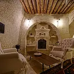Apex Cave Hotel