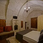Apex Cave 4*