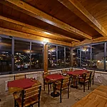 Apex Cave Hotel