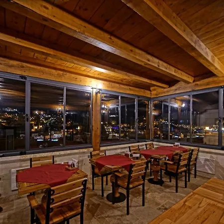Apex Cave Hotel 2*